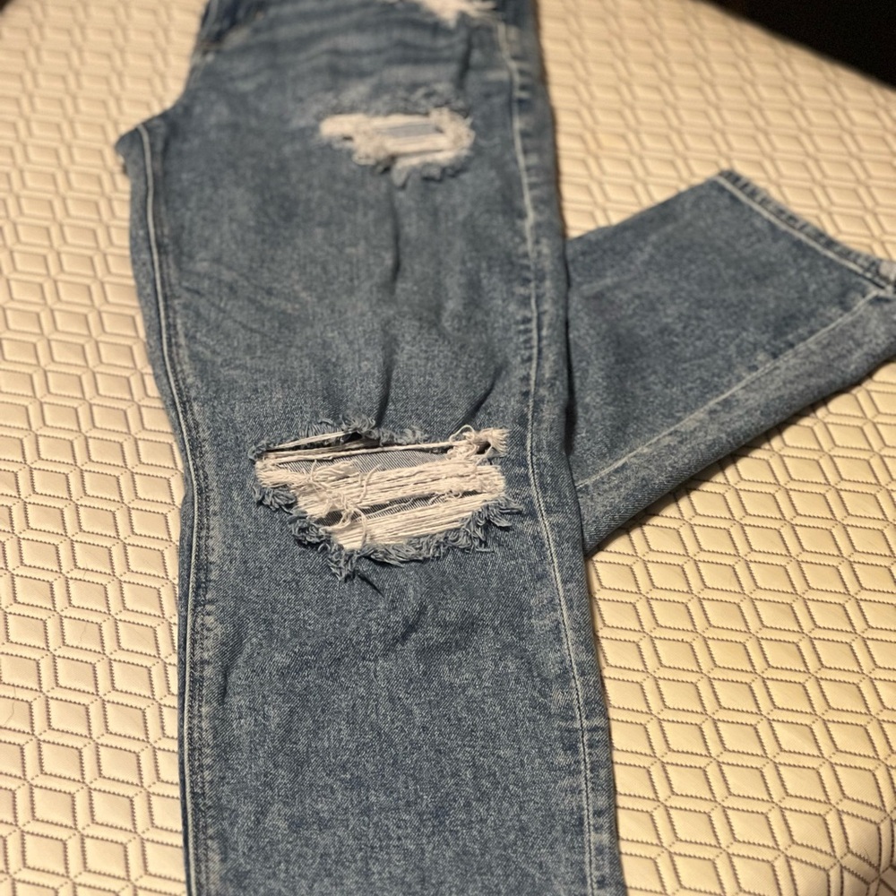 American Eagle Outfitters Blue Distressed Boyfriend Jeans